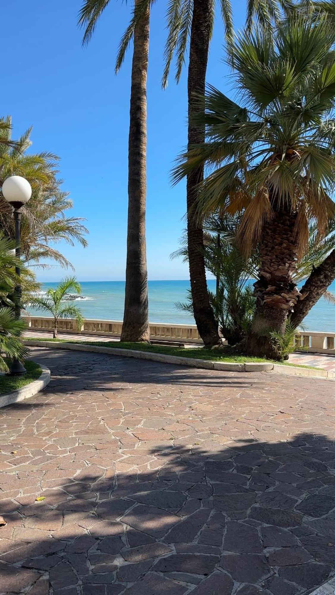 Sanremo Bay Studio Esterno foto